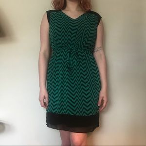 💕2 for $20 / Green Chevron Dress
